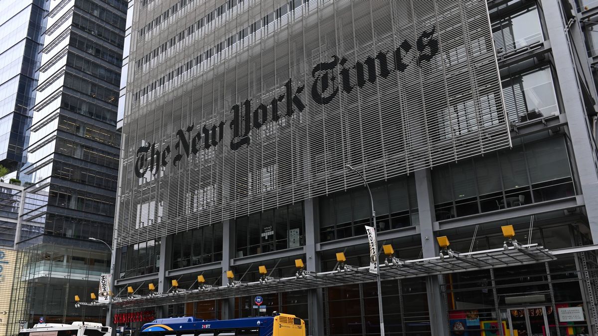 Bouři v New York Times vyvolal editor publikací komentáře republikána